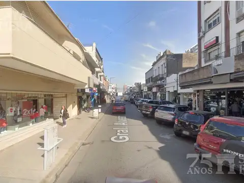 Local en Alquiler en Martinez Vias / Santa Fe, USD 9.000