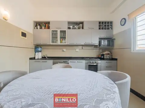 Depto Tipo Casa en Venta en Villa Pueyrredon, USD 189.000