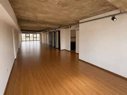 Venta oficina amplia con cochera Palermo Hollywood