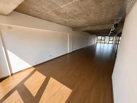Oficina en Venta con 1 cochera