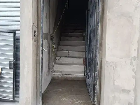 Oficina en Alquiler en Lanus Este, $ 380.000