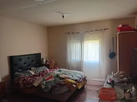 Casa 5 ambientes con 1 baño