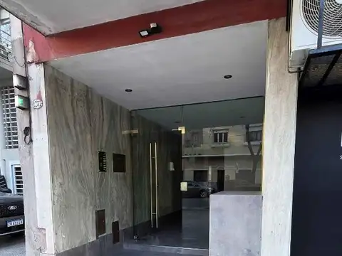 Avenida Congreso 1700, Piso 1