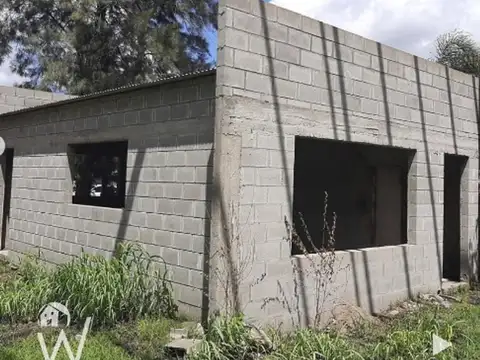 VENDO o PERMUTO  NAVE Industrial a terminar