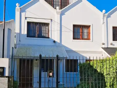 Casa - Boulogne - Barrio Malvinas