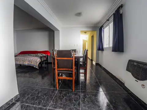 Casa 4 ambientes con 1 baño