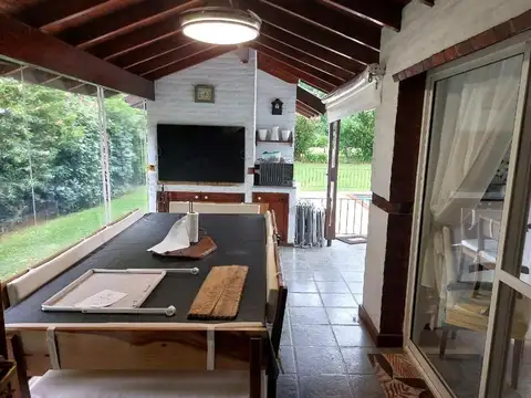 Casa 5 ambientes con 3 baños