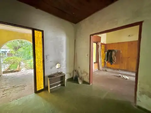 Casa 4 ambientes con 1 baño