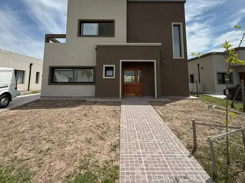 Casa en venta en san pablo 4 dormitorios, Pilar 100