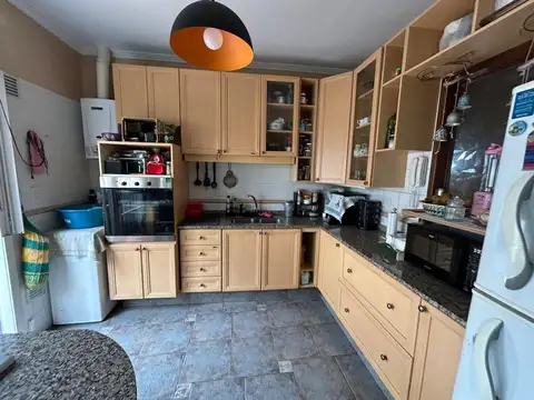 Depto Tipo Casa en Venta 25 años