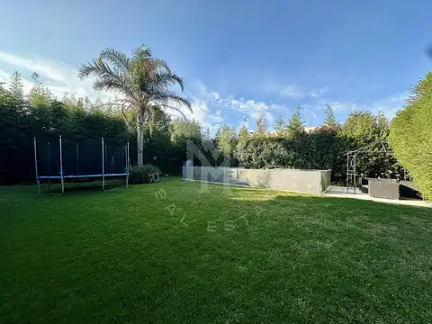 Casa en Alquiler de 3 dormitorios