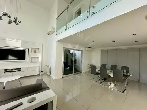 Casa en Alquiler en Fincas de Hudson, USD 3.500