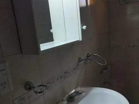 Departamento en Alquiler en Lomas del Mirador, $ 400.000