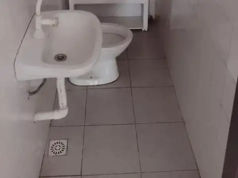 Depto Tipo Casa 4 ambientes con 1 baño
