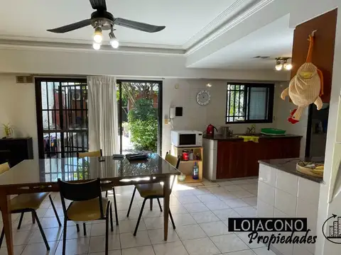 Departamento 6 ambientes con 4 baños