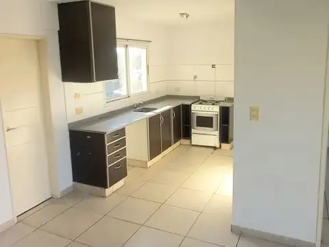 Departamento en Alquiler en San Antonio De Padua, $ 499.000