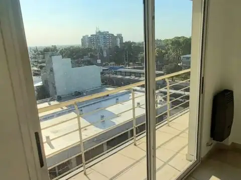 EXCELENTE DEPTO 2 AMBIENTES EN ALQUILER. S. A. DE PADUA. FRENTE A ESTACION