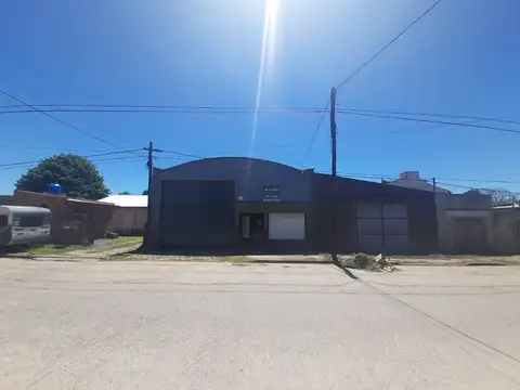 Galpon en Venta 10  mts Frente