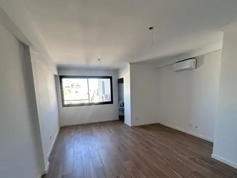 Av. Rivadavia 3200, Piso 10