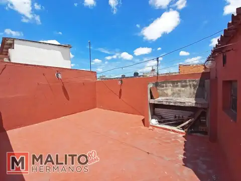 Venta PH 1 Piso por Escalera 3 Ambientes con Terraza en Ciud