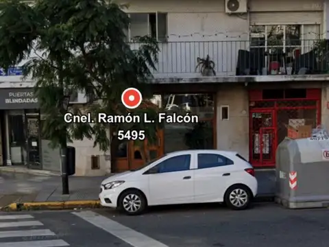 Departamento en alquiler en Villa Luro 3 amb frente sobre boulevard