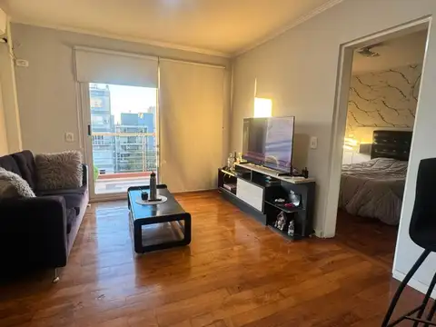 DEPARTAMENTO EN VENTA. MORÓN 2 AMBIENTES. COCHERA
