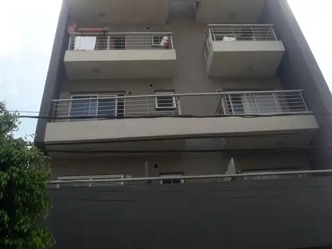 Constitución 2600, Piso 3