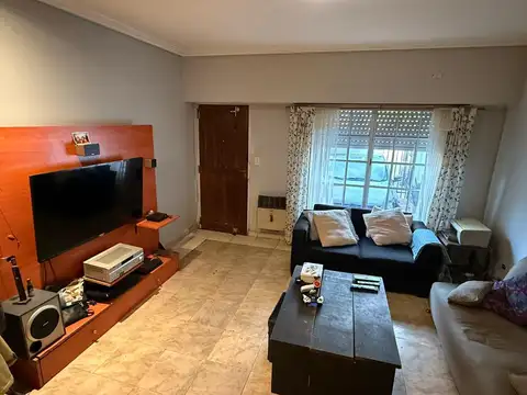VENTA PH DUPLEX 3 AMBIENTES CON PATIO Y COCHERA EN CIUDADELA