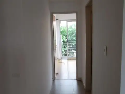 Departamento en Alquiler en Villa Ballester, $ 600.000