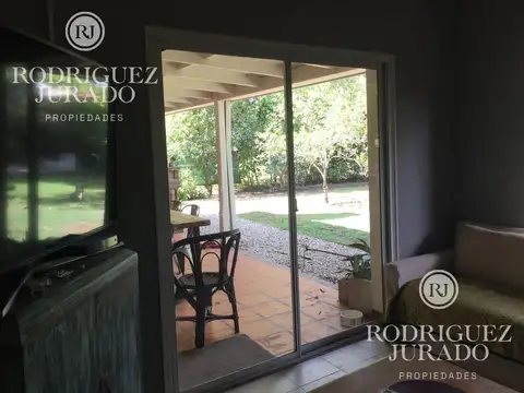 Casa en Venta con 4 cocheras