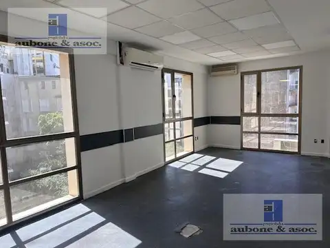 Oficina en Alquiler 20 años