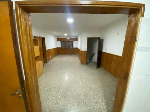 VENTA CASA + DTO  + GALPON CIPOLLETTI RIO NEGRO