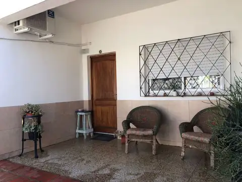 Libertad 1168 , Piso 0