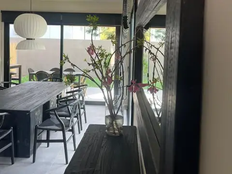 Depto Tipo Casa en Venta de 4 ambientes
