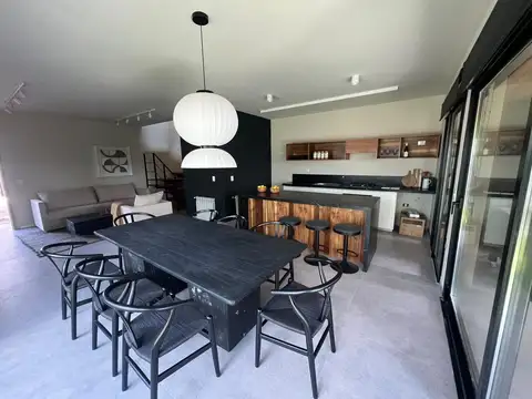 Depto Tipo Casa en Venta de 3 dormitorios