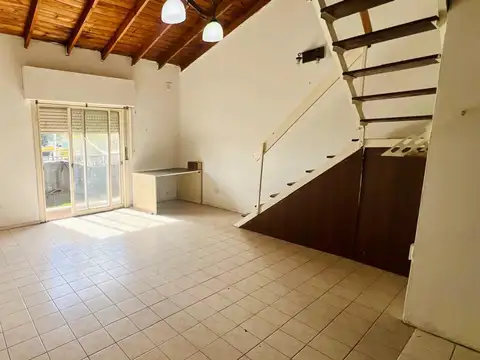 VENTA DEPTO 2 AMB TIPO DUPLEX - BALCON