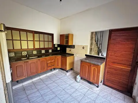 Depto Tipo Casa en Venta en Villa Ballester, USD 115.000