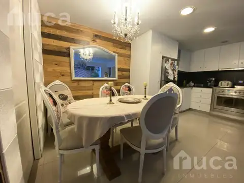 Depto Tipo Casa 5 ambientes con 2 baños