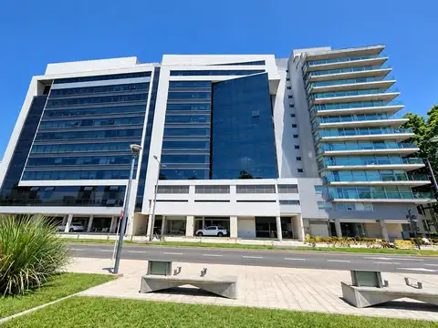 Oficina en venta y alquiler en Puerto Madero