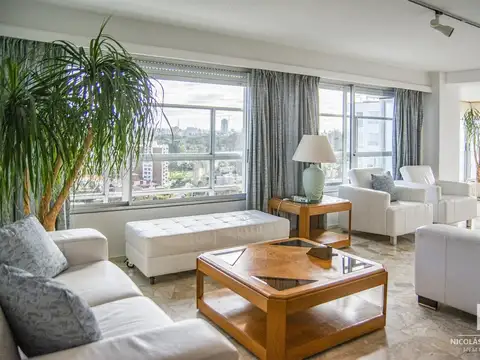 Departamento 5 ambientes con 3 baños