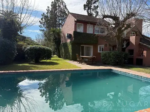 Venta Casa - Los Lagartos C.C - Sobre Lote de 1030 m2 - Pilar