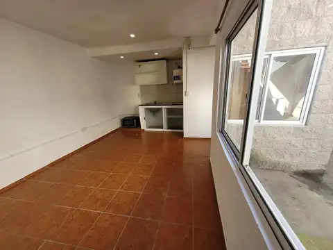 Depto Tipo Casa Monoambiente con 1 baño