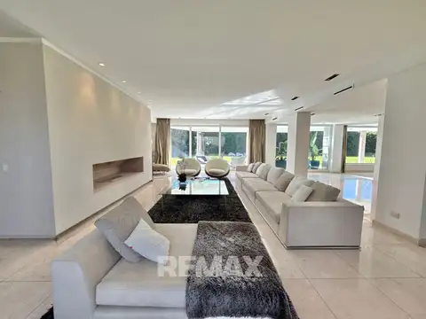 Casa en Venta al Este