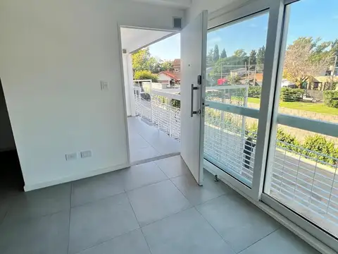 La Soñada casa Jardin Duplex, Ezeiza