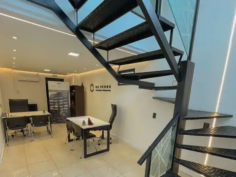 Oficina en Venta en La Perla Sur, USD 100.000