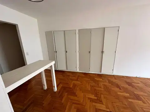 Departamento en Alquiler en Almagro, $ 450.000