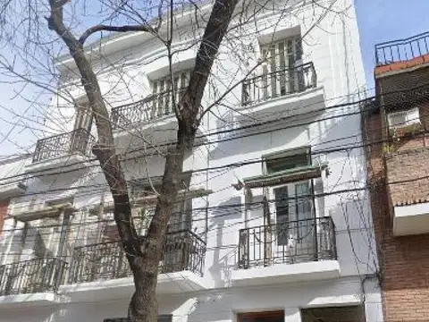 PH en venta - 3 Dormitorios 1 Baño - 68Mts2 - Balvanera