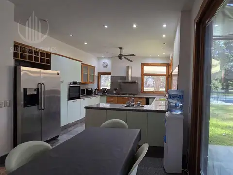 Casa en Venta de 6 dormitorios