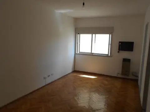 Departamento en Alquiler en Centro, $ 280.000