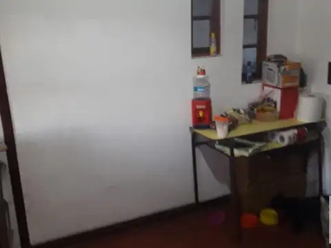 Departamento en venta - 2 dormitorios 1 baño - 50mts2 - Berisso